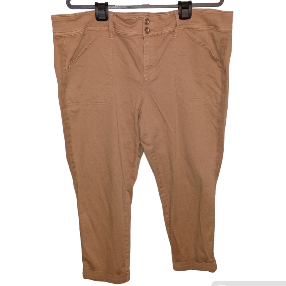 Womens Torrid Light Brown Tan Capri Pants Size 20